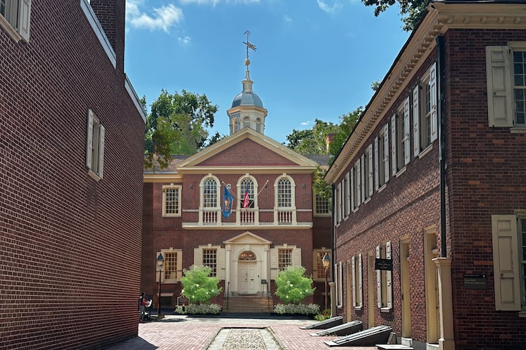 Rendering of Carpenters Hall in Old City with soon-to-be-planted Franklin trees.