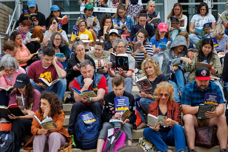 Pennsylvania Association of School Librarians held a "read in" on the steps of the Philadelphia School District's building on Friday to highlight Philly's dismal state of school libraries.