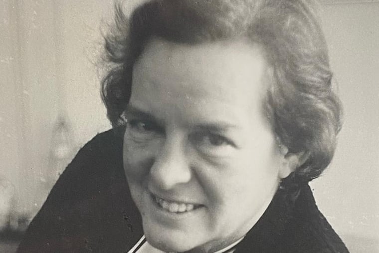 Mrs. Churchman traced ancestors back to the Mayflower. 